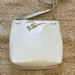 KELSI DAGGER White LEATHER Drawstring Top CROSSBODY Shoulder BUCKET BAG Purse